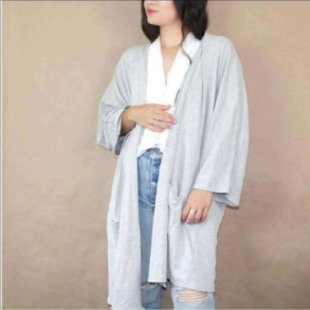 EUC Donni. OSFA (Anthropologie) Plus (OS Plus) Open Front Short Sleeved Cardigan